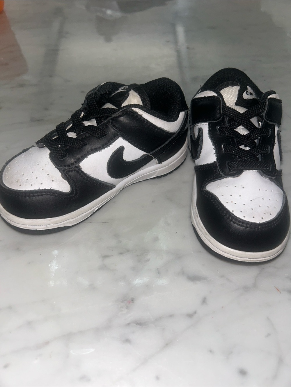 Nike Kids Black and White Panda Low-Top Sneakers Sz 7C